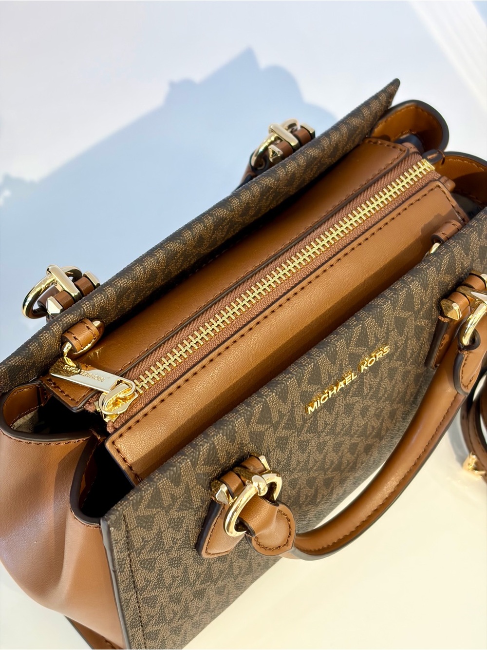 Michael Kors Marilyn Small Signature Logo Satchel Messenger Crossbody Bag - Picture 10 of 16